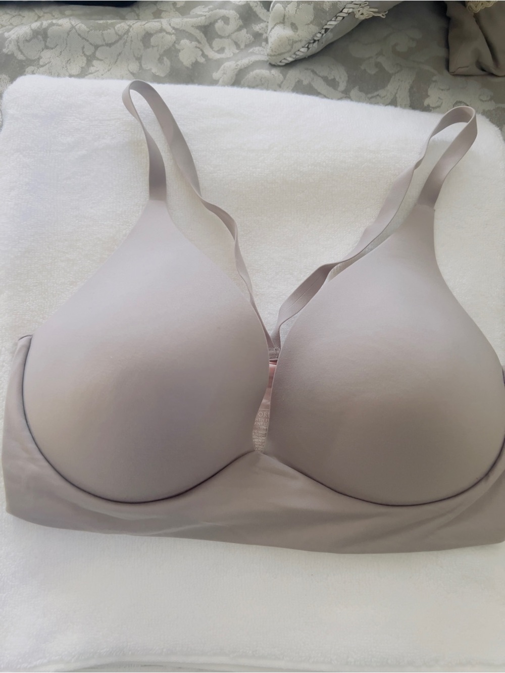 Victoria's Secret Smooth Light Taupe T-Shirt Bra